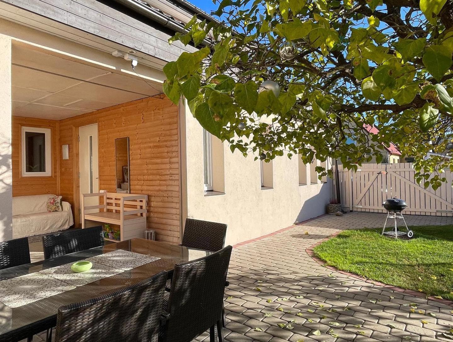 Liisupesa Apartment With Sauna And Garden Pärnu Esterno foto